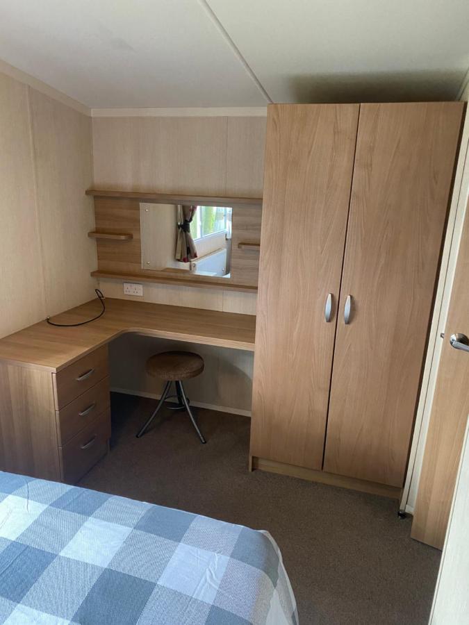 Prestige Static Caravan On 5 Star Holiday Park Cheswick  Экстерьер фото